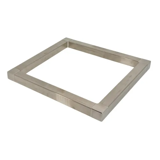 Der passgenaue Edelstahl-Einlegerahmen EER400 fr den BOX Transportrolli ROL 400 sorgt fr sicheren Halt der BOX beim Transport. Mae: 419 x 419 x 35 mm.