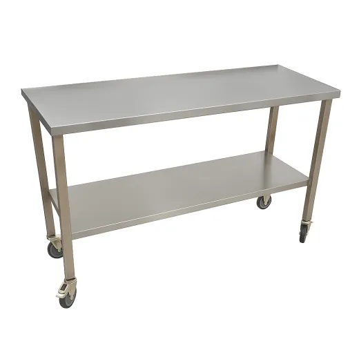 Fahrbarer Edelstahl Arbeitstisch 80 cm tief mit Ablageboden und Edelstahl Rollenausfhrung. Holzfrei unterftterte Tischplatte, ideal fr Nass- und Feuchtbereiche sowie hohe Hygieneanforderungen in Klinik, Labor, Feuerwehr, Medizin, Pharma und Lebensmitte