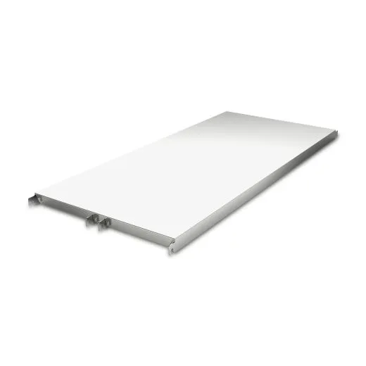 Detail Regalboden vom Hupfer Regal N35 - 260x51x180/200 cm mit Edelstahl Blechauflagen Detailansicht eines Regalbodens des Hupfer Regals Norm-35 mit den Maßen 260x51x180/200 cm und hochwertigen Edelstahl Blechauflagen für hygienische Lagerlösungen.